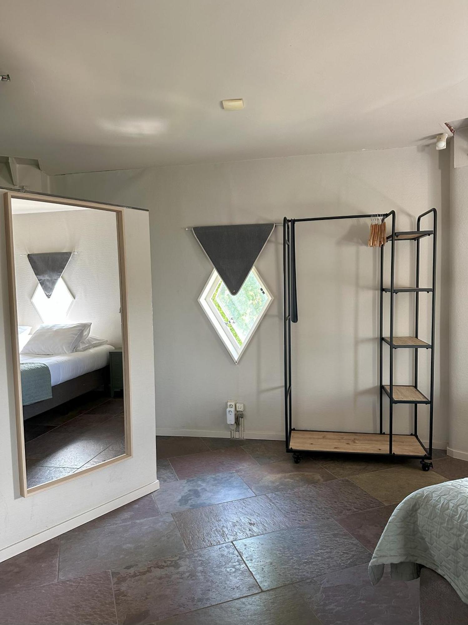 דורדרכט Hotel De Watertoren מראה חיצוני תמונה