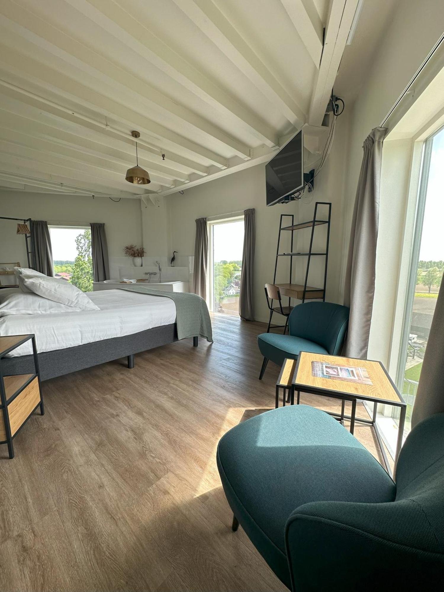 דורדרכט Hotel De Watertoren מראה חיצוני תמונה